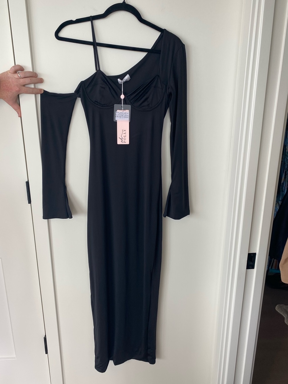 Oh Polly Black One-Shoulder Long Sleeve Midi Dress